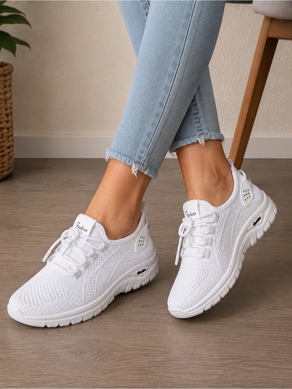 White Knit Lightweight Athletic Walking Sneakers Size 37 NWOT